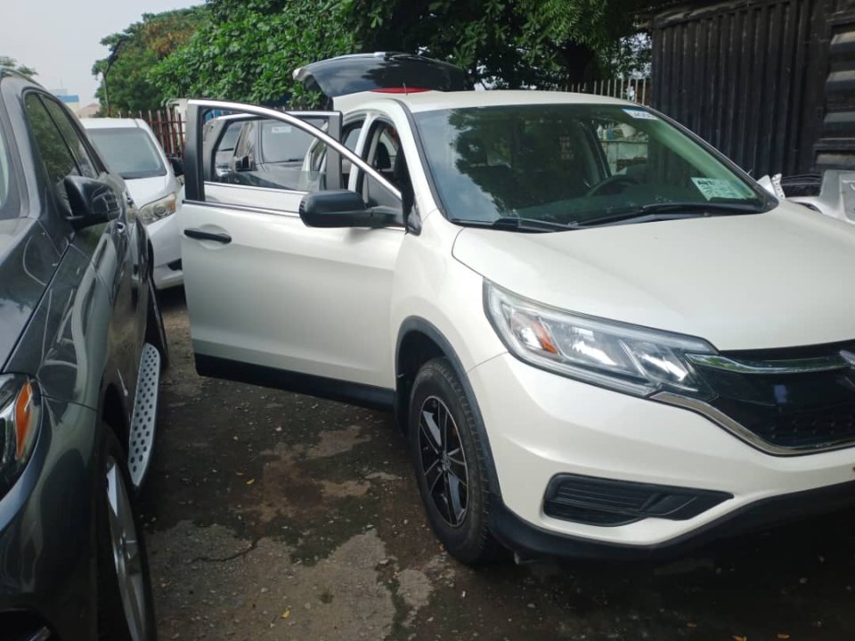 Honda CRV 2015 Foreign Used